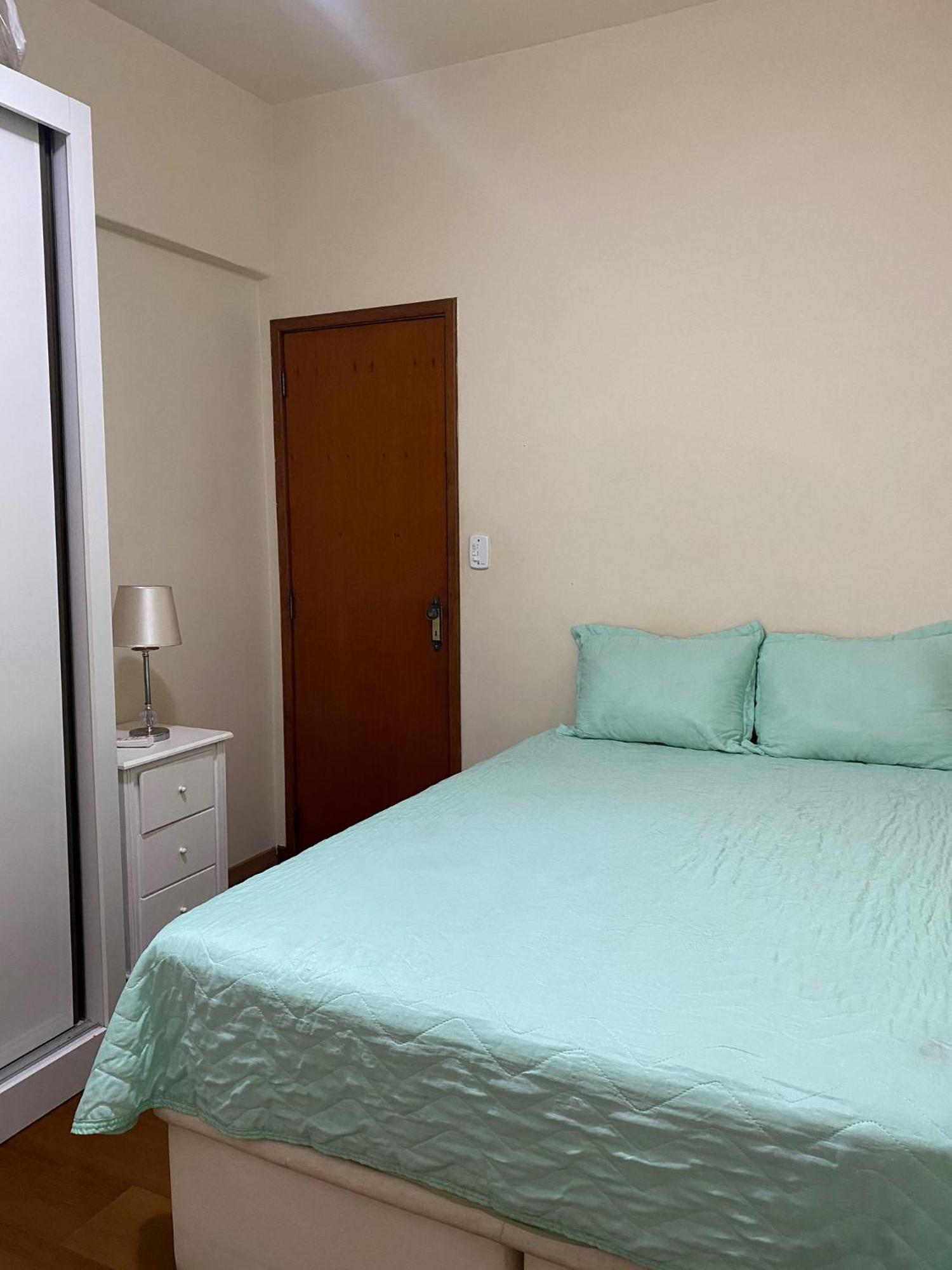Quarto Privativo A Uma Quadra Da Praia De Copacabana Ріо-де-Жанейро Екстер'єр фото
